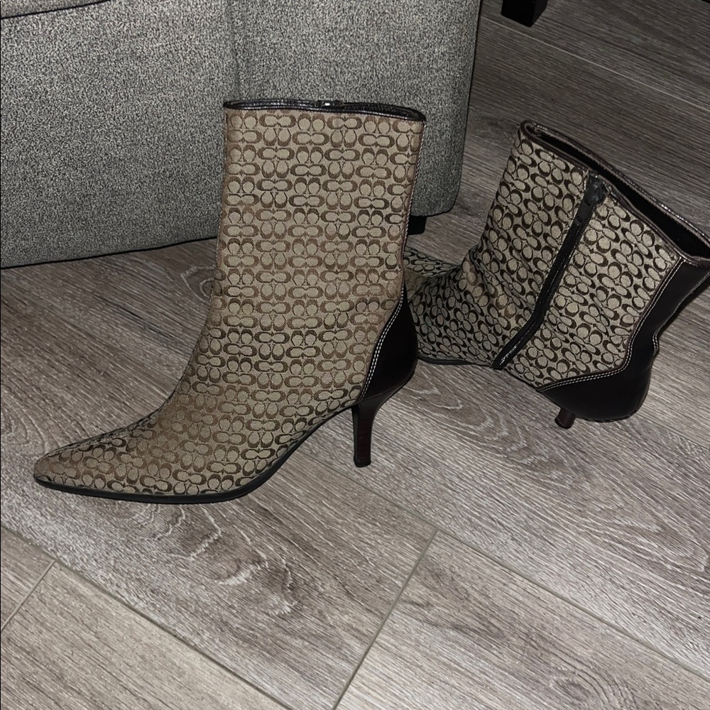 Coach heel boots - new w/o tags -$40! - Picture 5 of 11
